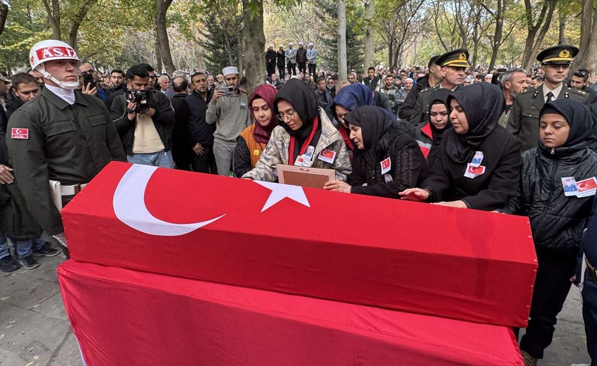 Konya’da şehit eşinden Ahmet Yasir Kuyucu’ya yürek yakan veda 10